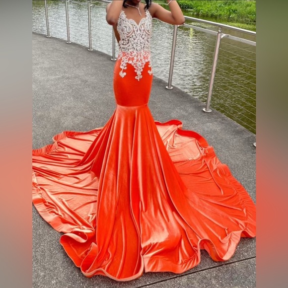 Velvet Orange Dress.,Stretchy Material. Can fit up to a Size 2 . Dry Clean done. - Picture 5 of 6